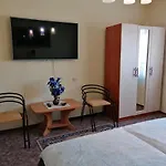 Ildiko Vendeghaz Homestay Heviz