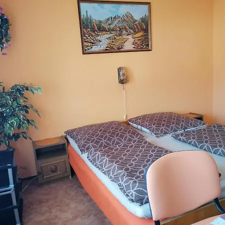 Ildikó Alloggio in famiglia *