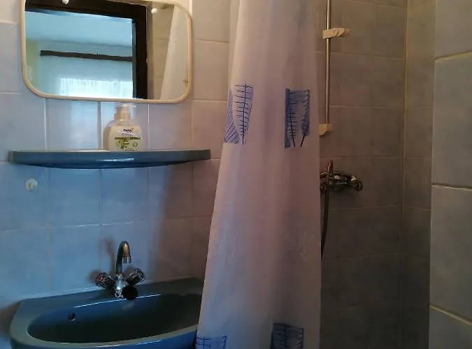 Ildiko Vendeghaz Homestay