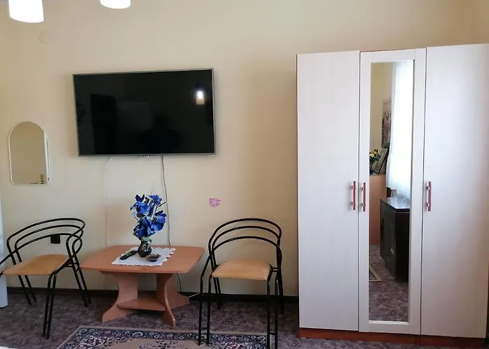 Ildiko Vendeghaz Homestay *